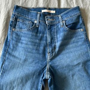 Indigo Mile High Levi’s Distressed